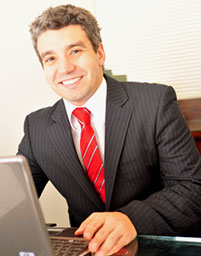Dr. Daniel dos Santos Peel
